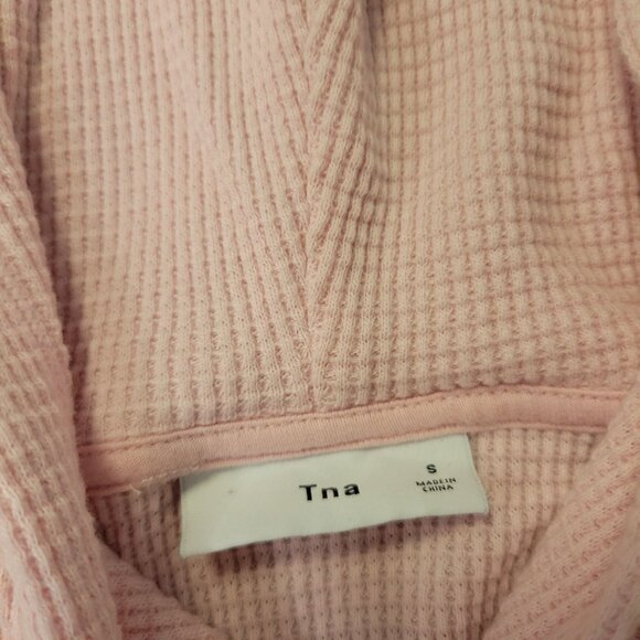 Tna Pink Waffle Knit Thermal Cropped Hoodie Sz Small - Picture 3 of 4